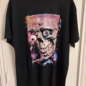 Skull Graphic Black T-Shirt by Vivere